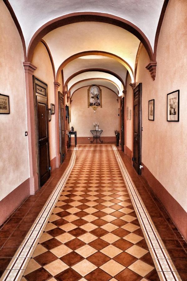 Abbazia Delle Sorelle Новелло Экстерьер фото